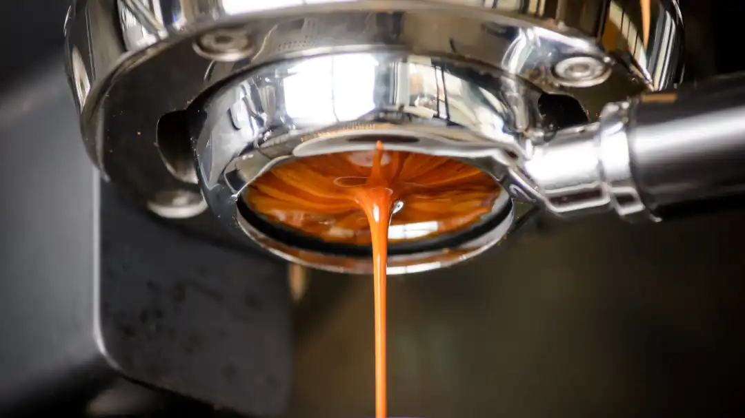 specialty espresso coffee brewing methods need moderately soft water with high bicarbonate level, like Feketeleves Coffee Water - Specialty Espresso