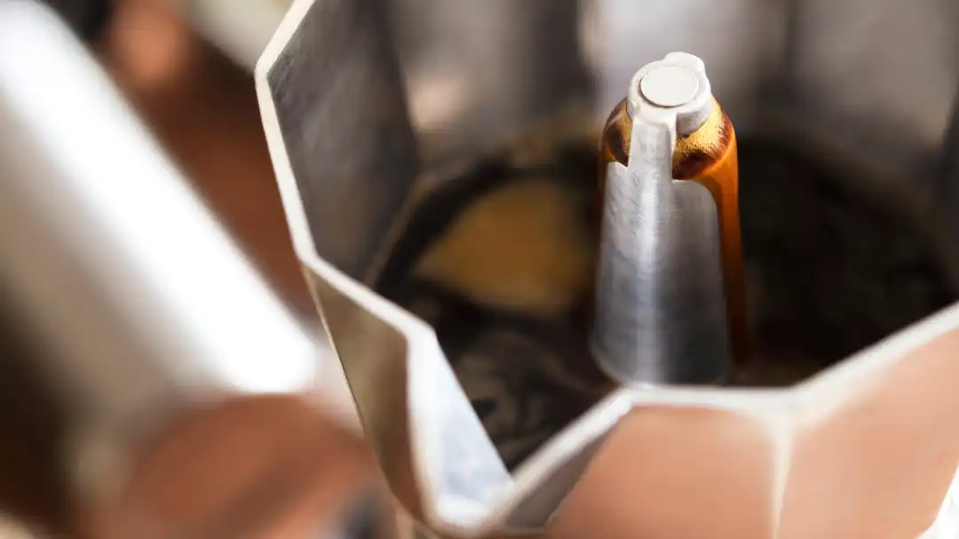 classic coffee brewing methods need medium soft water, like Feketeleves Coffee Water - Classic Espresso